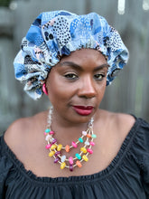 Load image into Gallery viewer, Indigo Spot Satin-Lined Bonnet