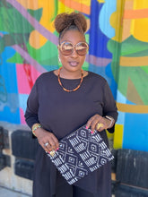 Load image into Gallery viewer, Beni Azure Clutch