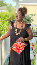 Load image into Gallery viewer, Queens Carry Ankara Clutch

