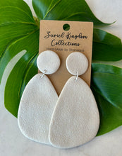 Load image into Gallery viewer, Zola Statement Earrings
