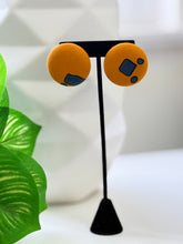 Load image into Gallery viewer, Ankara Button Earring
